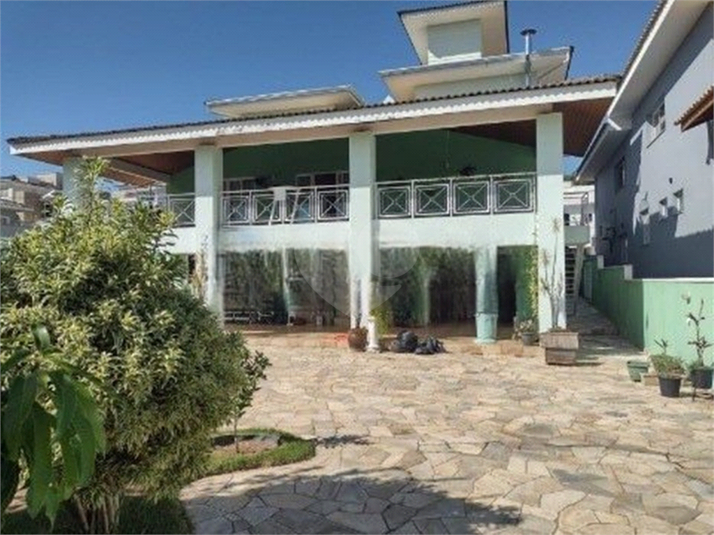 Casa de Condomínio à venda com 4 quartos, 482m² - Foto 2