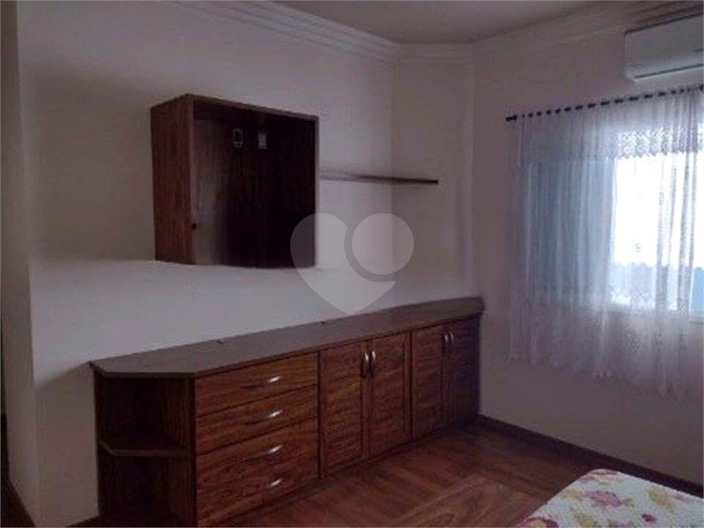 Casa de Condomínio à venda com 4 quartos, 482m² - Foto 10