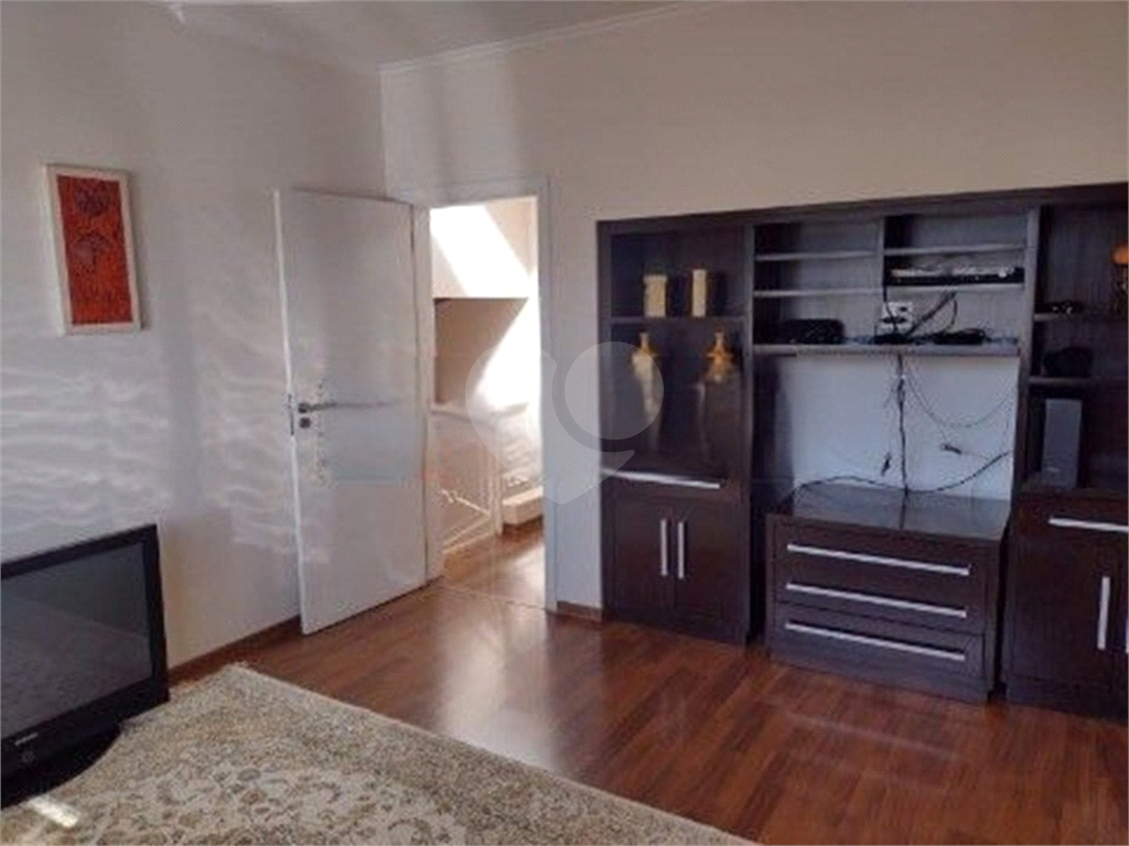 Casa de Condomínio à venda com 4 quartos, 482m² - Foto 8