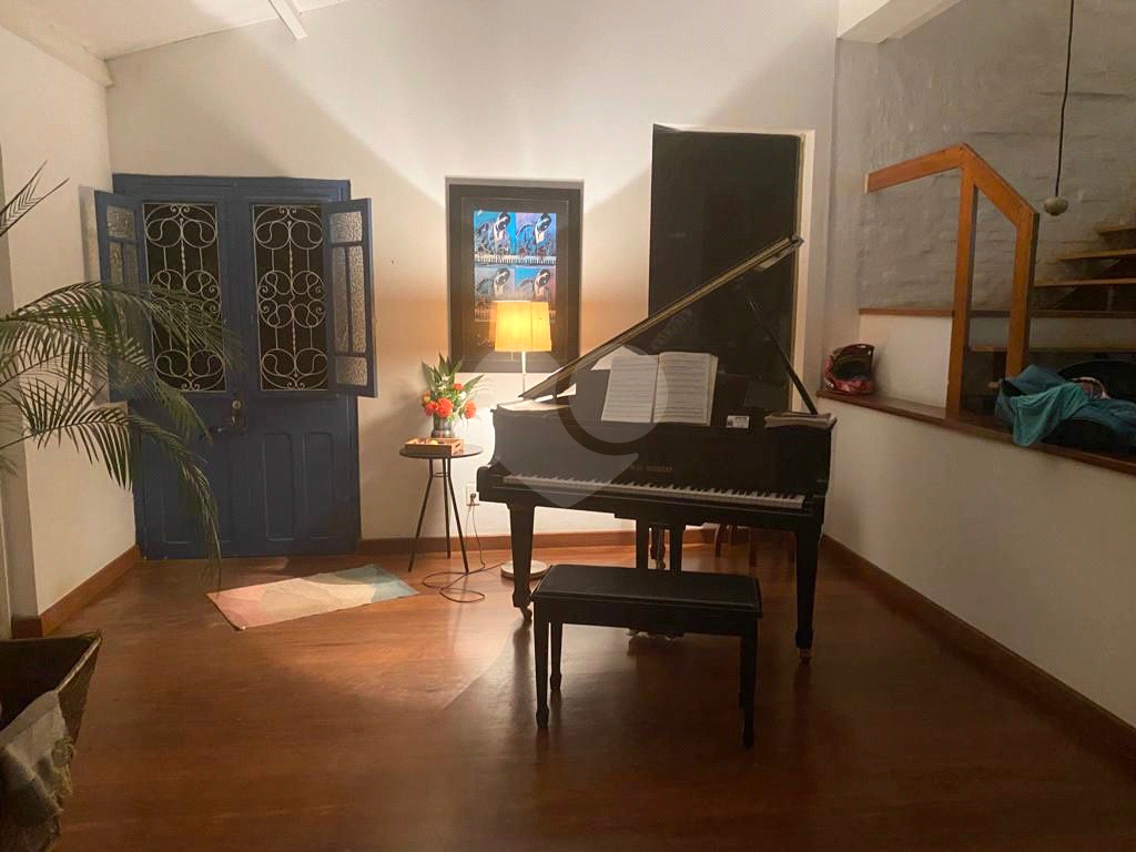 Casa de Condomínio à venda com 3 quartos, 600m² - Foto 13