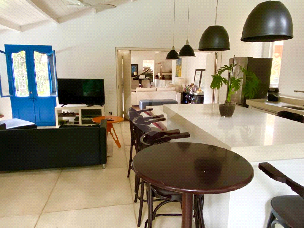 Casa de Condomínio à venda com 3 quartos, 600m² - Foto 12
