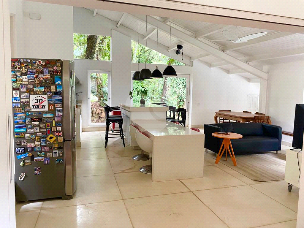 Casa de Condomínio à venda com 3 quartos, 600m² - Foto 7