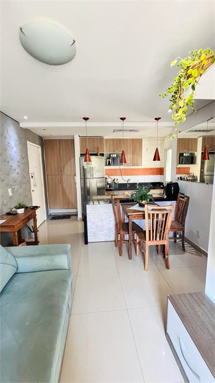 Apartamento 3 dormitórios