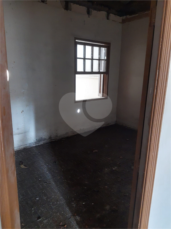 Casa Residencial/Comercial em MOEMA com 80 m²