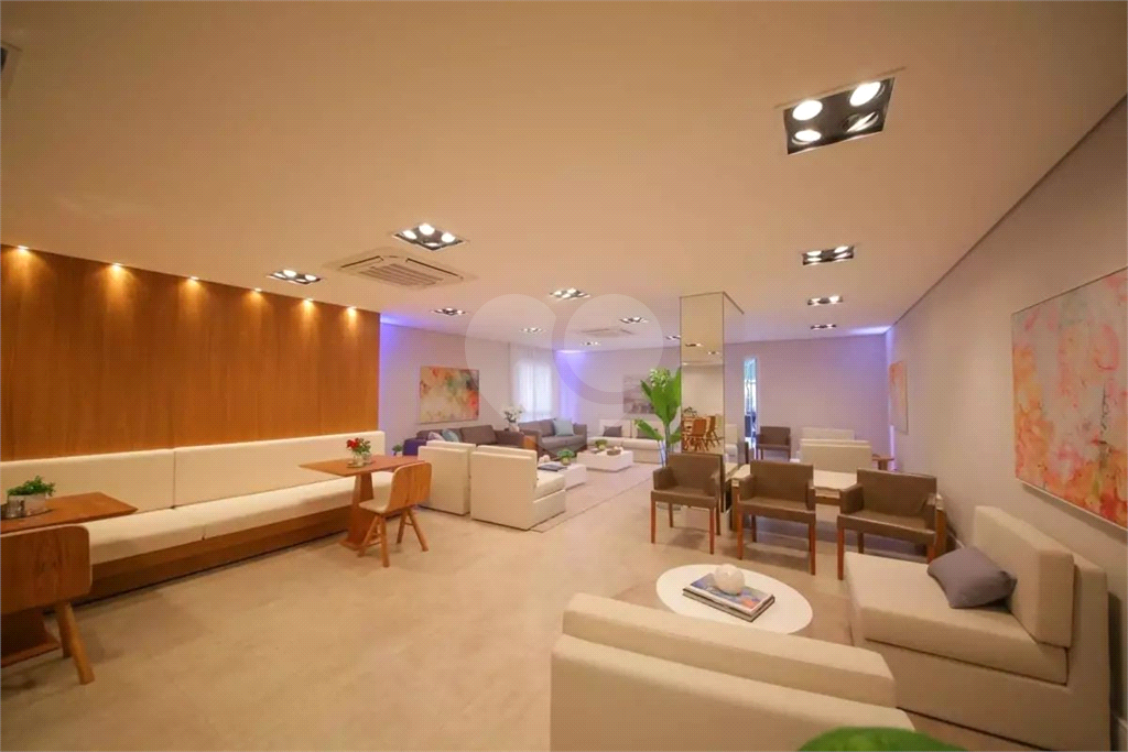 APARTAMENTO em TATUAPÉ
