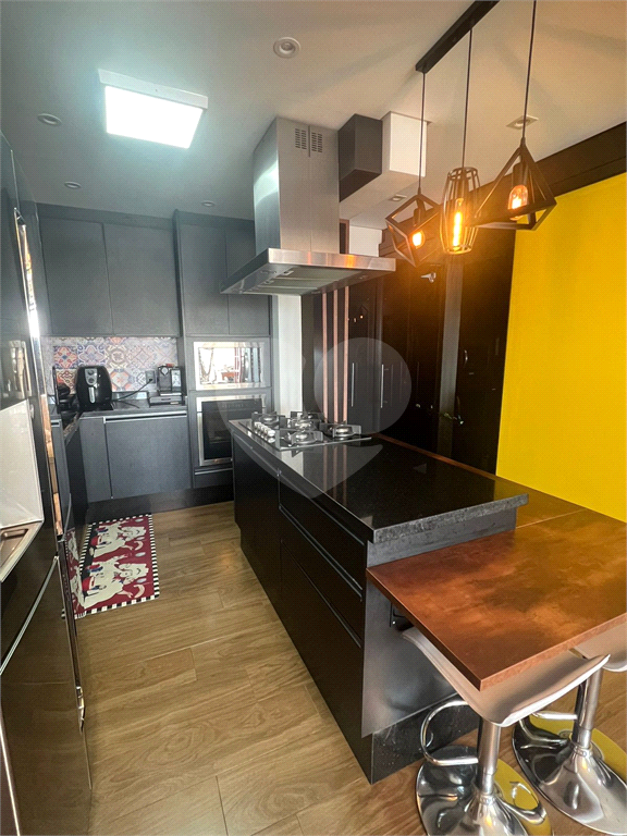 APARTAMENTO em TATUAPÉ