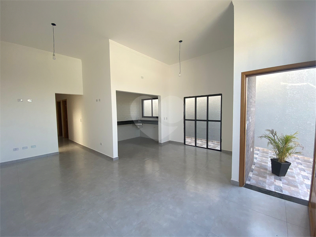 Casa à venda com 3 quartos, 99m² - Foto 5