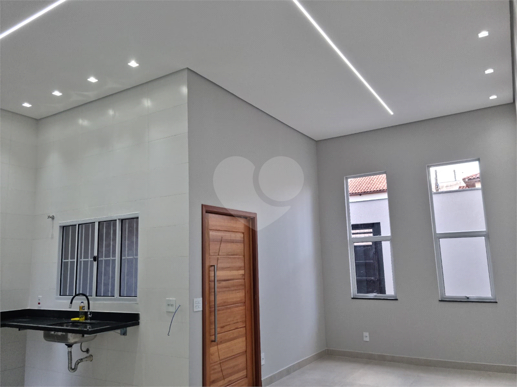 Sobrado à venda com 4 quartos, 125m² - Foto 1