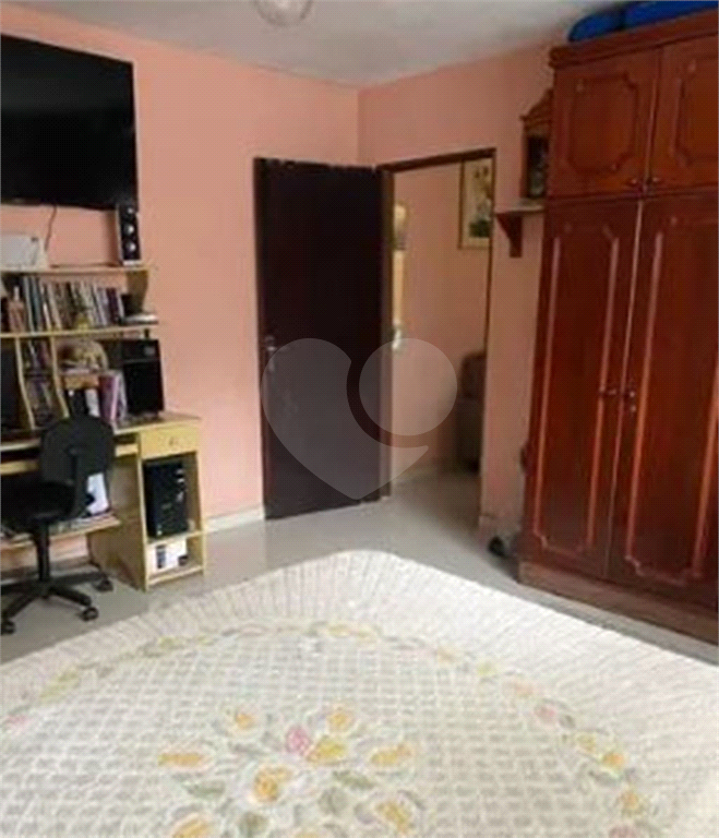CASA em JARDIM PRESIDENTE DUTRA