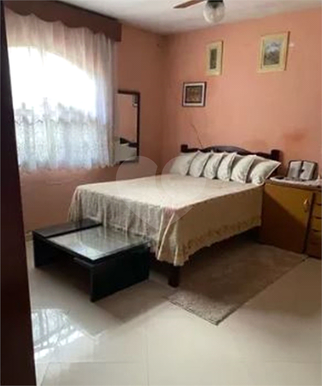 CASA em JARDIM PRESIDENTE DUTRA