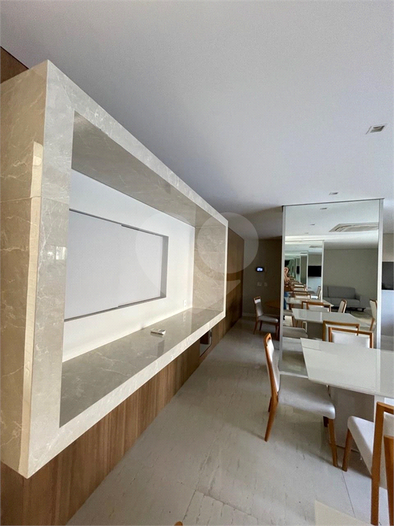 Apartamento alto padrão com 206 m