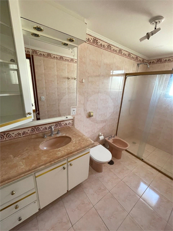 Apartamento alto padrão com 206 m