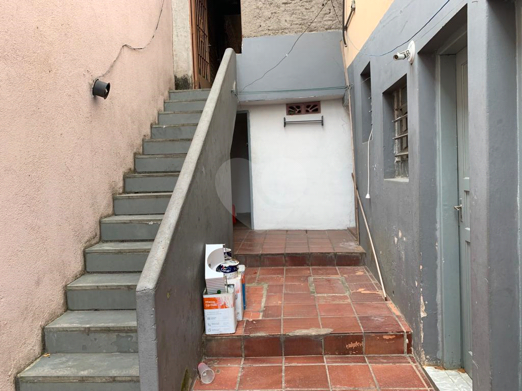 Casa perto do metrô Santos Imigrantes