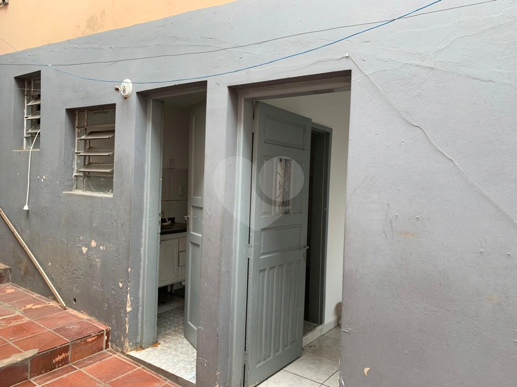 Casa perto do metrô Santos Imigrantes