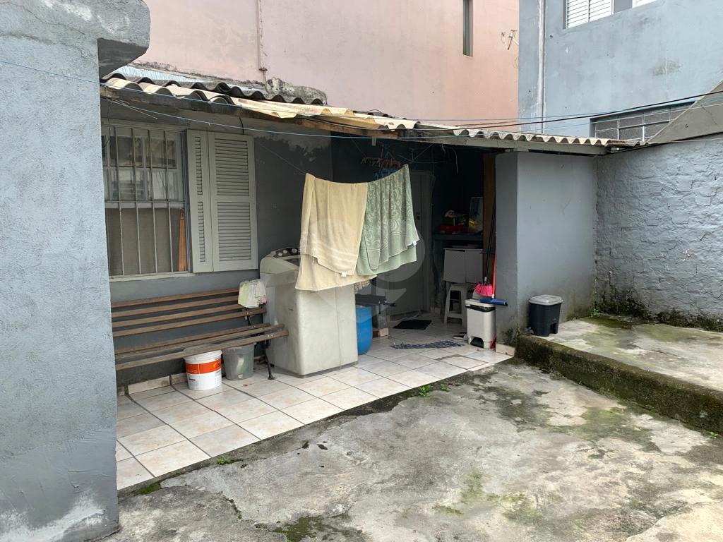 Casa perto do metrô Santos Imigrantes