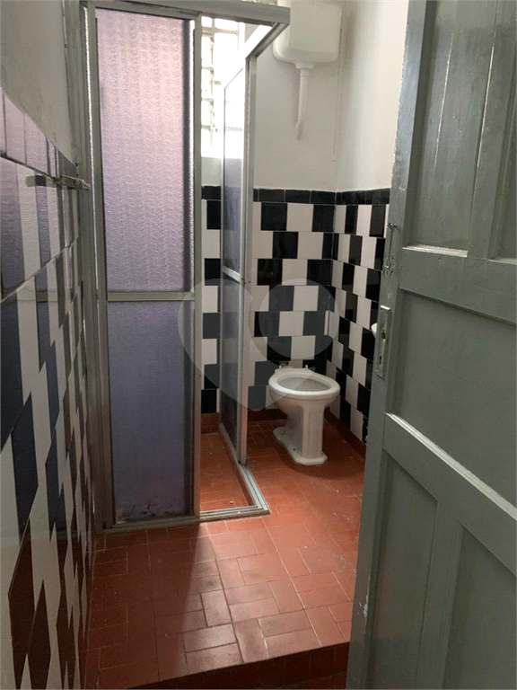 Casa perto do metrô Santos Imigrantes