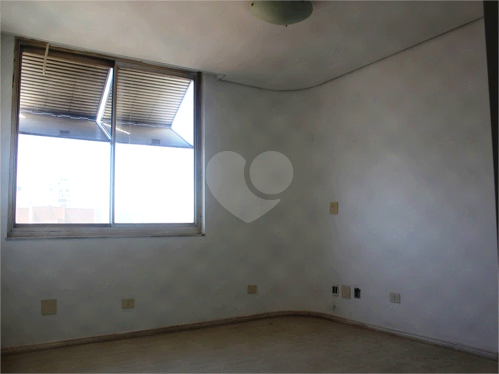 Apartamento à venda com 3 quartos, 91m² - Foto 25