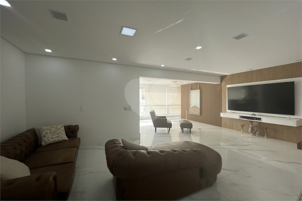 Apartamento garden finamente decorado e acabamento primoroso com 150 m² na Barra Funda, com 2 suítes