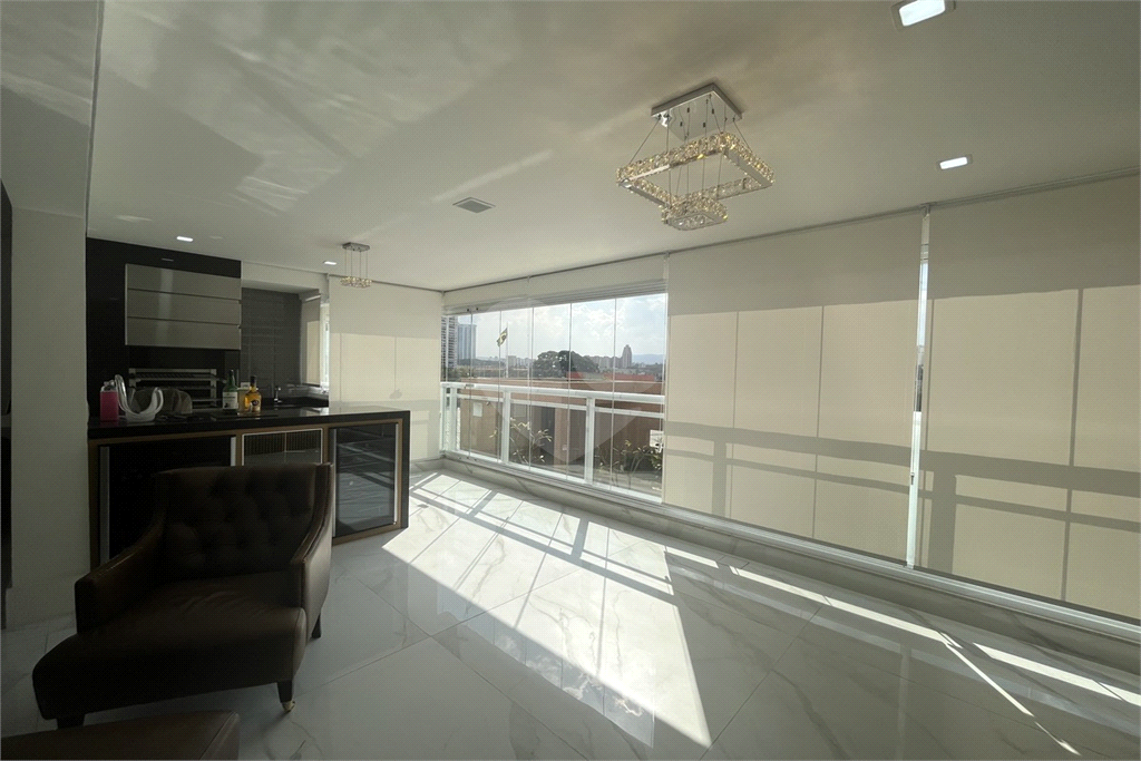 Apartamento garden finamente decorado e acabamento primoroso com 150 m² na Barra Funda, com 2 suítes