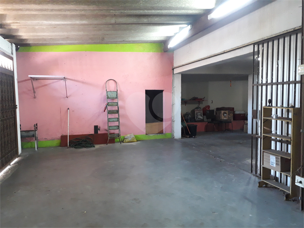 Sobrado à venda com 4 quartos, 300m² - Foto 51