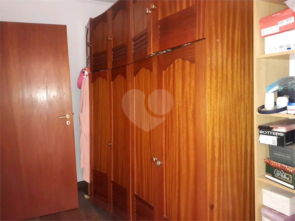 Sobrado à venda com 4 quartos, 300m² - Foto 44