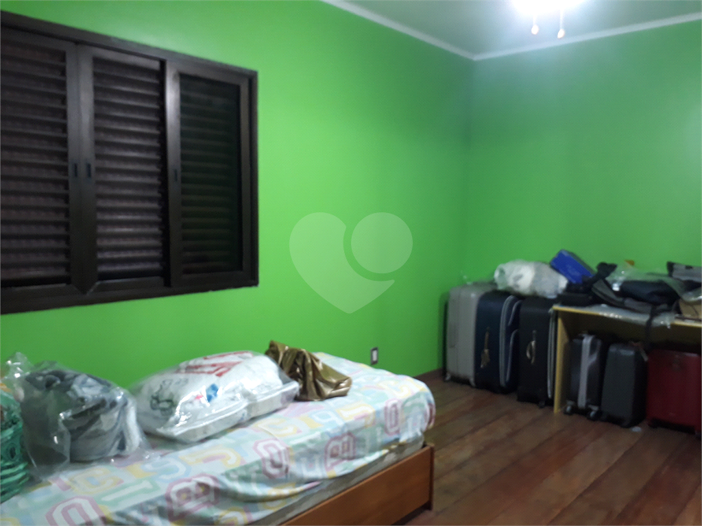 Sobrado à venda com 4 quartos, 300m² - Foto 23