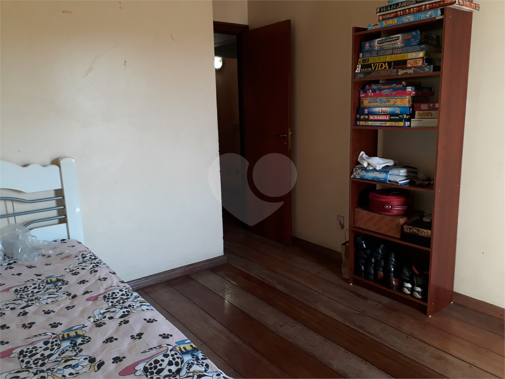 Sobrado à venda com 4 quartos, 300m² - Foto 27