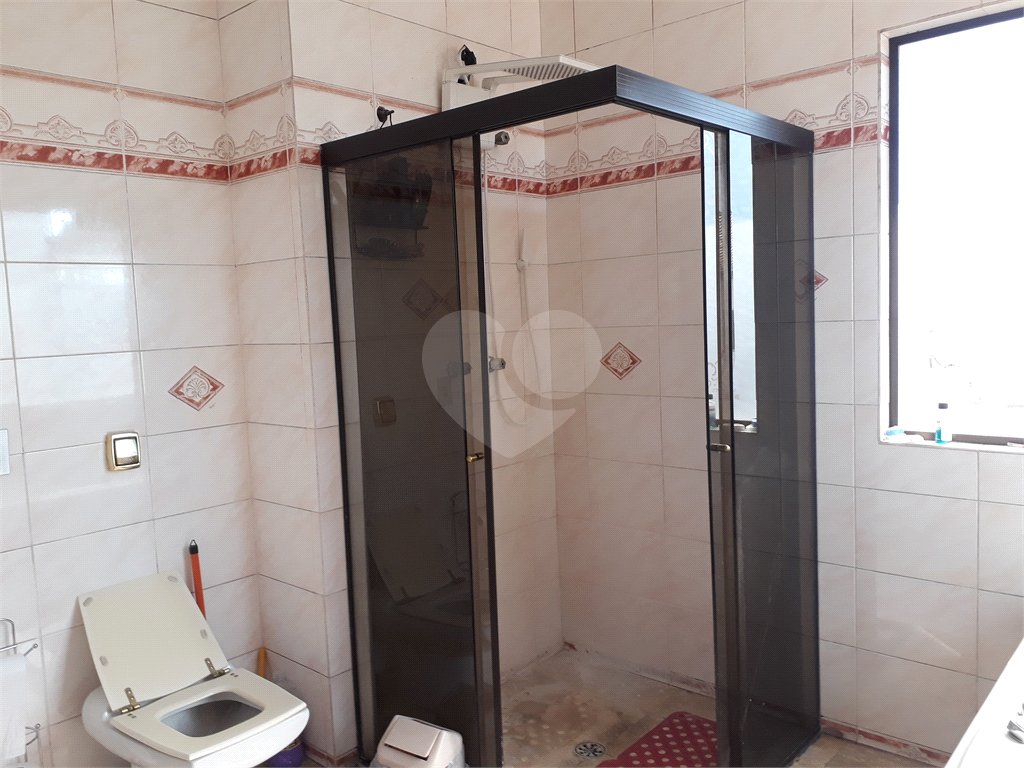 Sobrado à venda com 4 quartos, 300m² - Foto 42