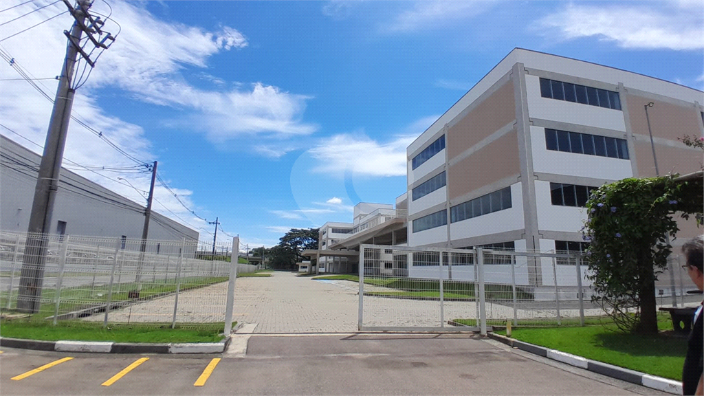 Prédio Inteiro para alugar, 2416m² - Foto 17