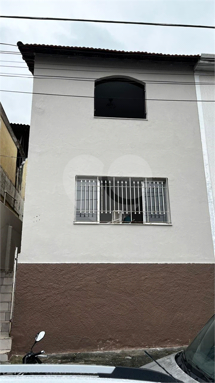 Casa à venda com 2 quartos, 60m² - Foto 1