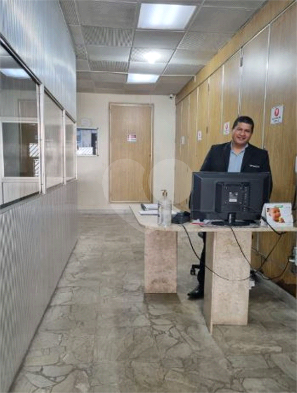 SALAS em CENTRO