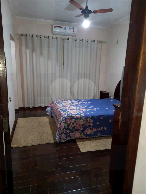 Casa à venda com 3 quartos, 196m² - Foto 16