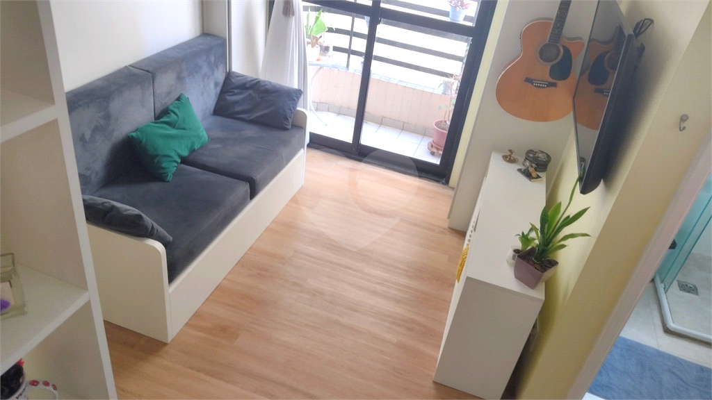 Studio com vaga de garagem - colado ao metro São Judas 