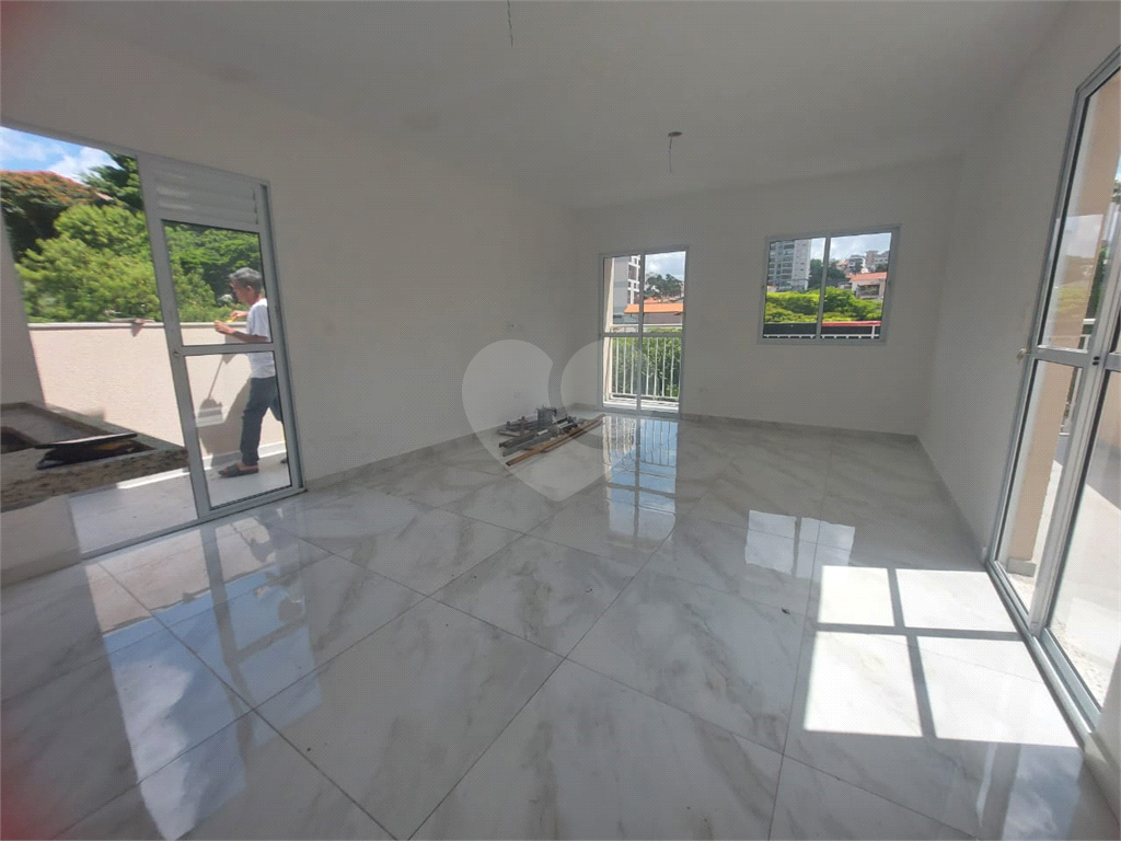 APARTAMENTO em SANTANA