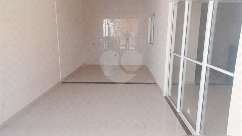 Casa à venda com 2 quartos, 220m² - Foto 8