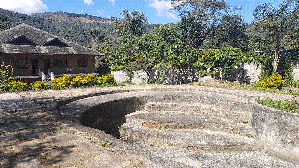 Mansão - Parque Petrópolis - Serra da Cantareira