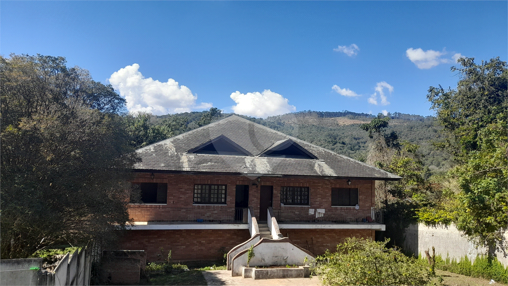 Mansão - Parque Petrópolis - Serra da Cantareira