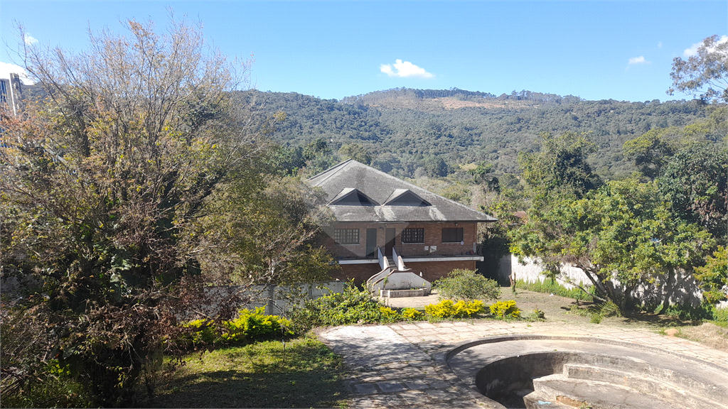 Mansão - Parque Petrópolis - Serra da Cantareira