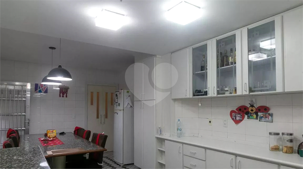 Sobrado 3 suites, 2 vagas Zona Norte 