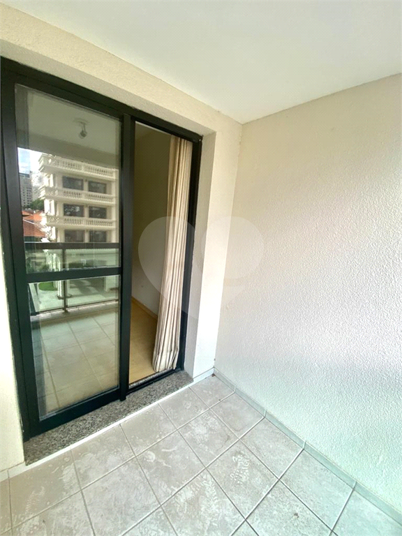 APARTAMENTO em PINHEIROS