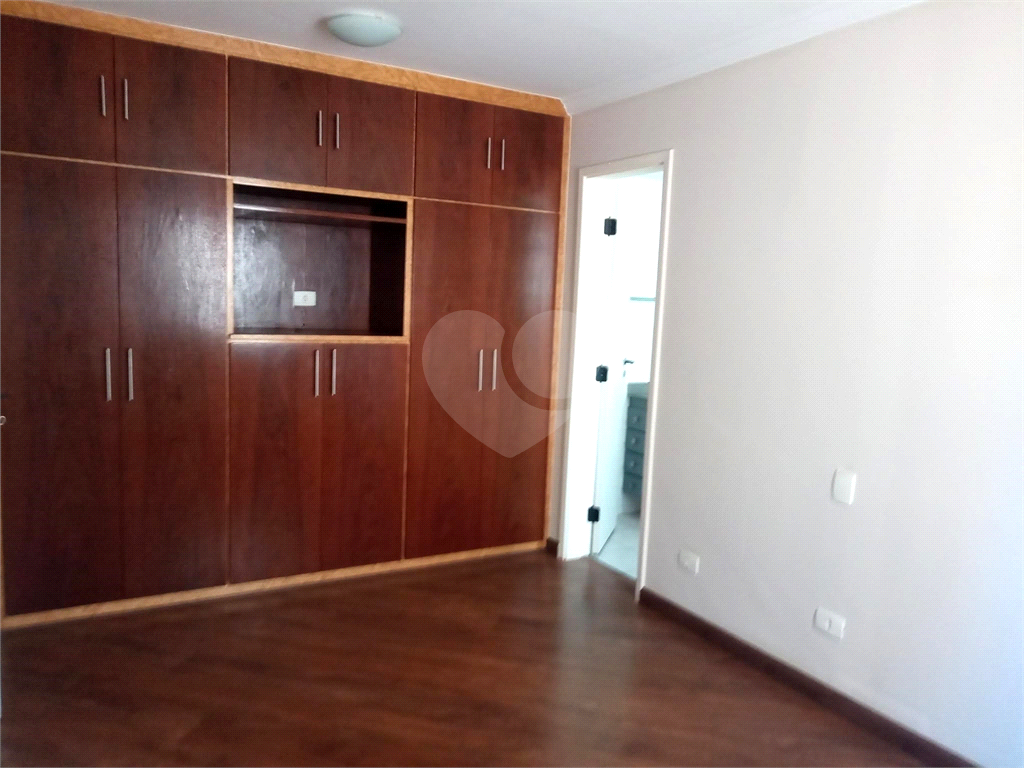 Apartamento com 111m² 3 quartos e 2 vagas no Morumbi