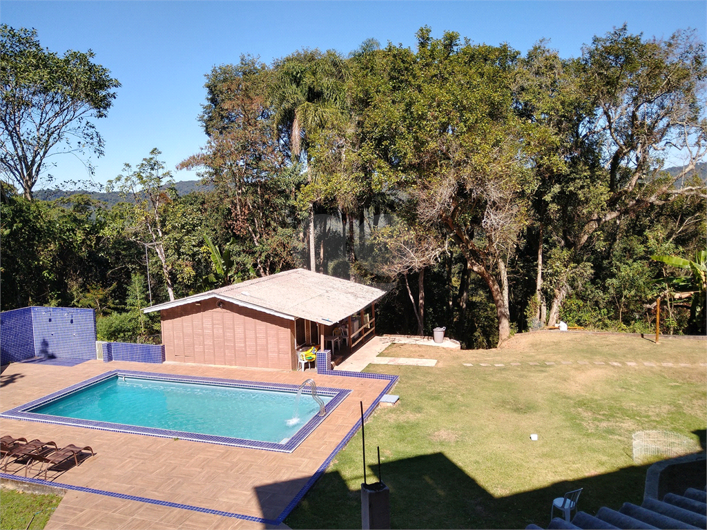 Casa em condomínio na Serra da Cantareira, 5 quartos, 6 vagas de garagem 