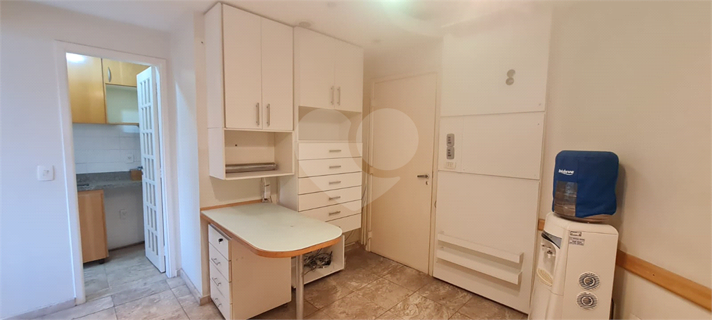 Sala comercial para venda ou aluguel na Vila Mariana - 27 m² 