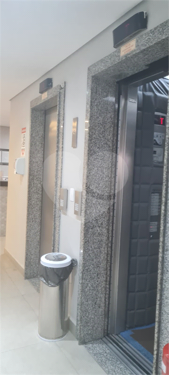 Sala comercial para venda ou aluguel na Vila Mariana - 27 m² 