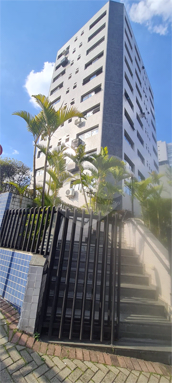 Sala comercial para venda ou aluguel na Vila Mariana - 27 m² 
