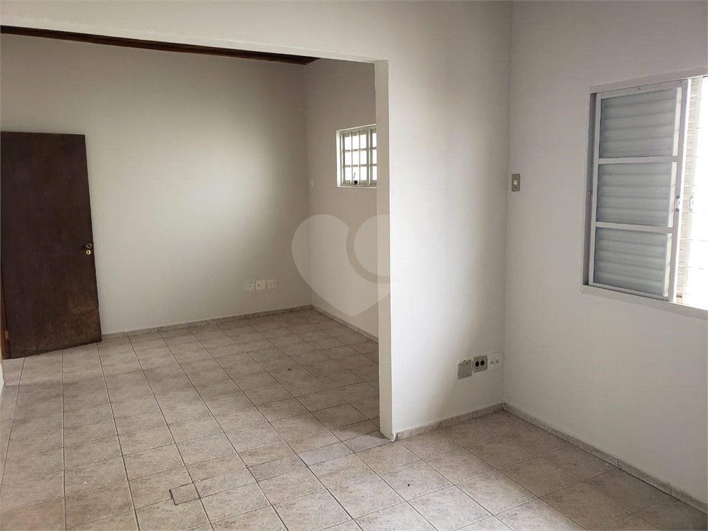 Casa à venda com 1 quarto, 173m² - Foto 1