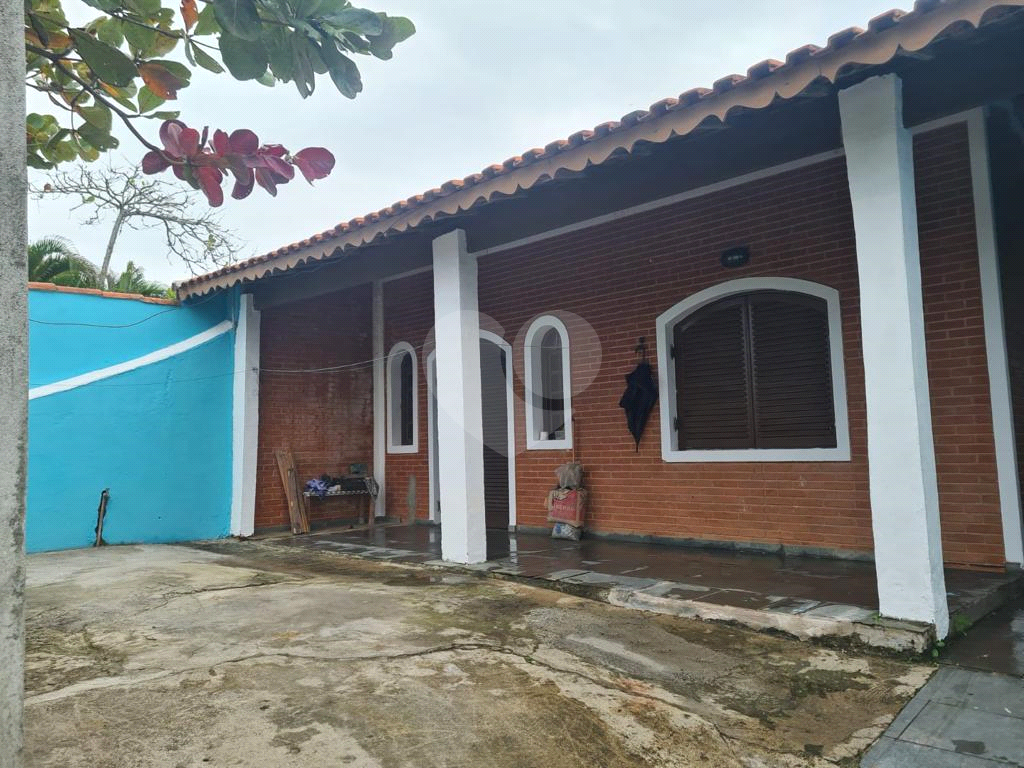 Casa à venda com 2 quartos, 140m² - Foto 3