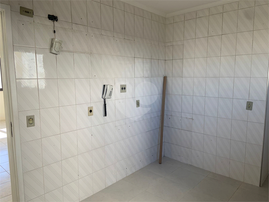 APARTAMENTO em VILA LEOPOLDINA