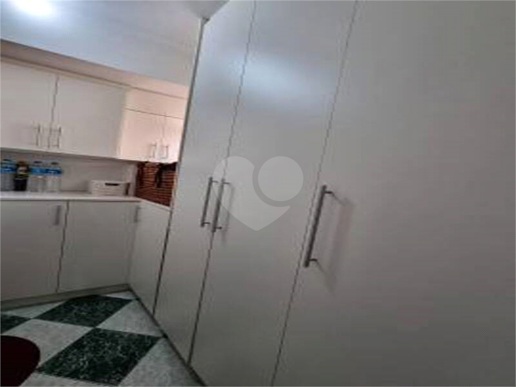 Apartamento à venda com 3 quartos, 120m² - Foto 18