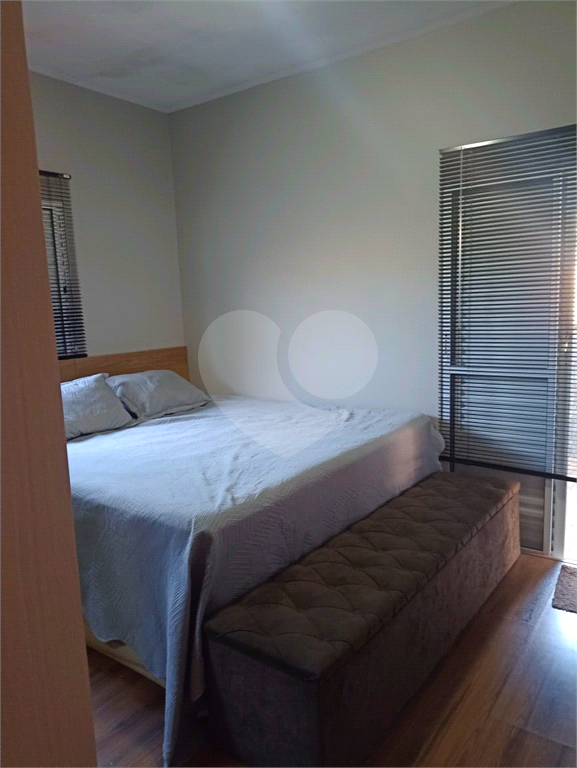 Casa à venda com 3 quartos, 200m² - Foto 12